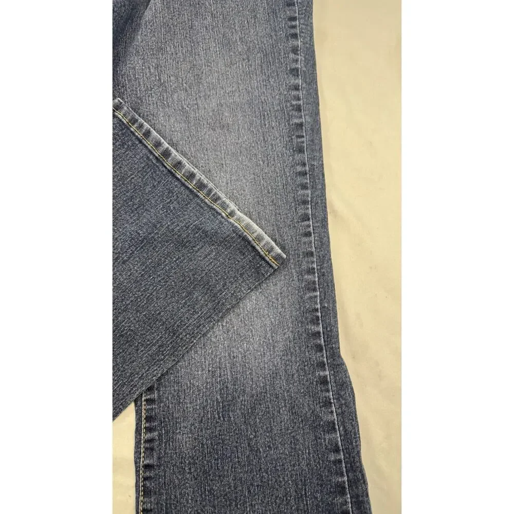 Signature Levi Strauss Bootcut Jeans Womens 32x34 Blue Wash Mid Rise Stretch